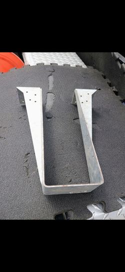 Simpson Strong Tie B412 Top Flange Joist Hangers