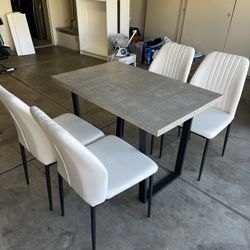 Dining Table Set