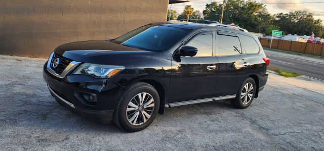 2017 Nissan Pathfinder