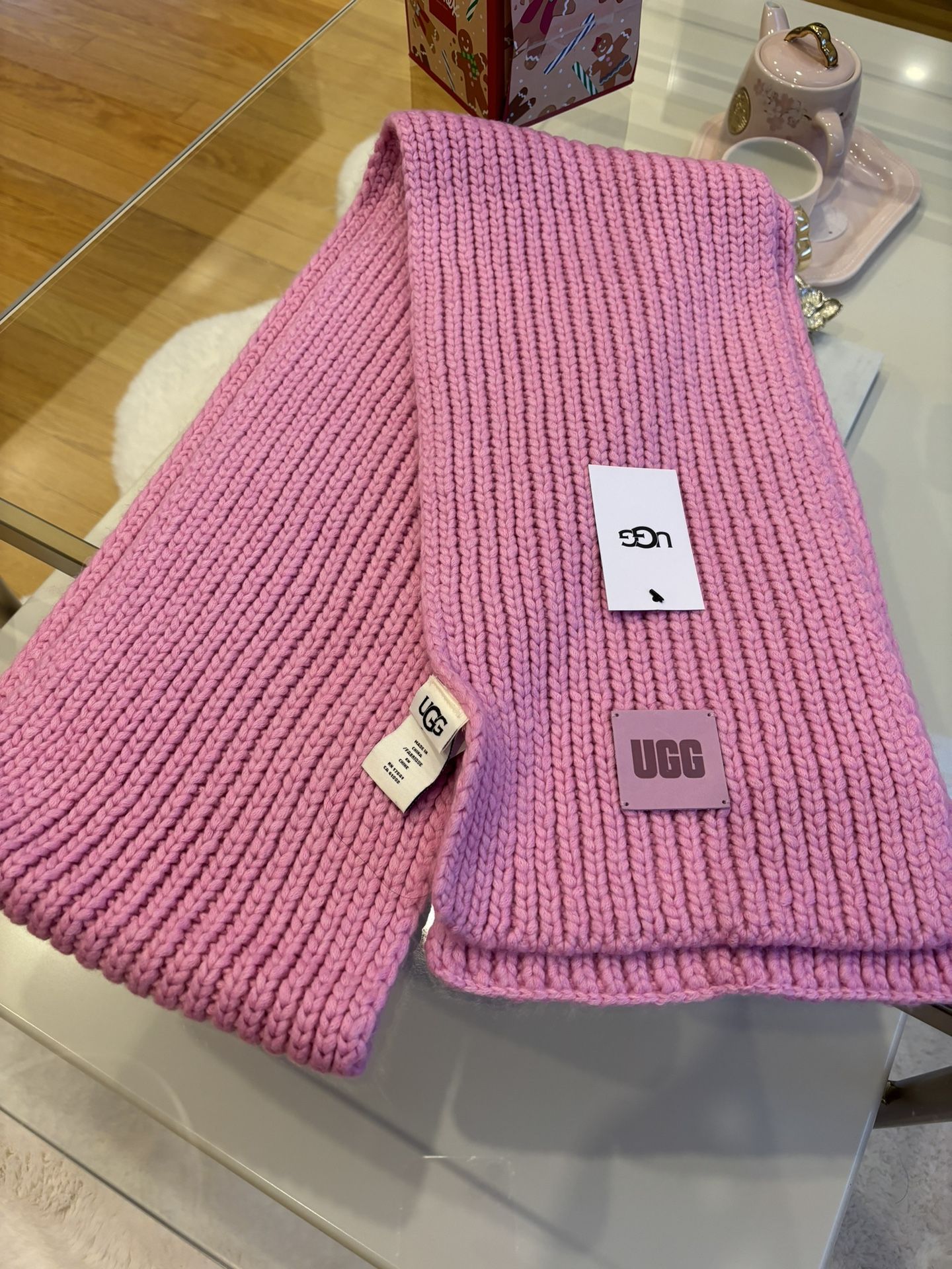 UGG Scarf