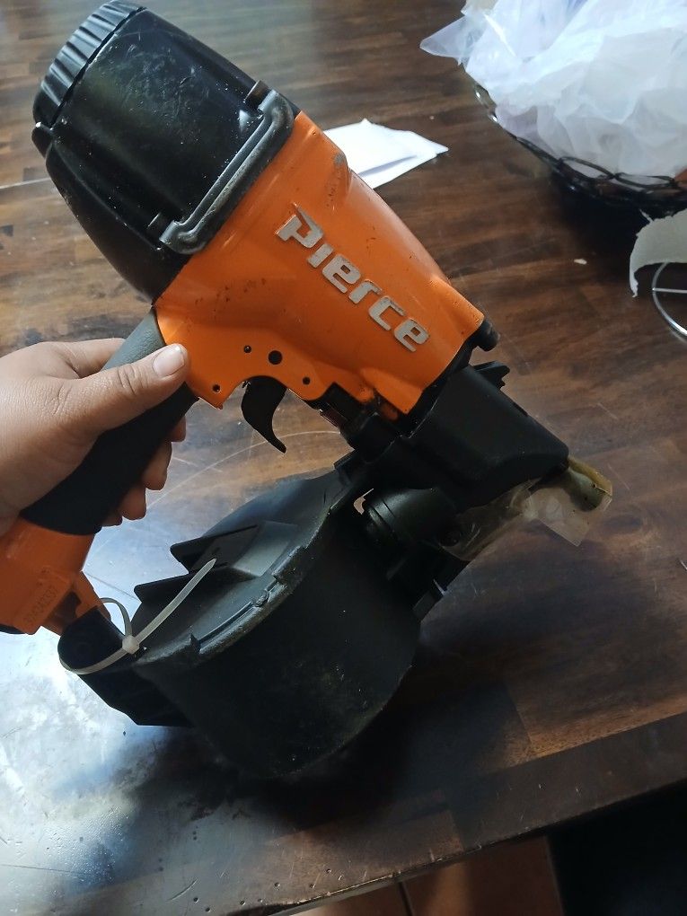 Nail Gun 150$ , Smart Level. 230$