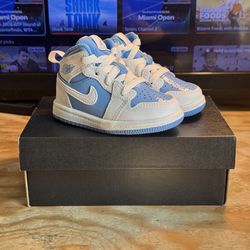 Jordan Retro 1 SE Mid ‘Legend Blue’