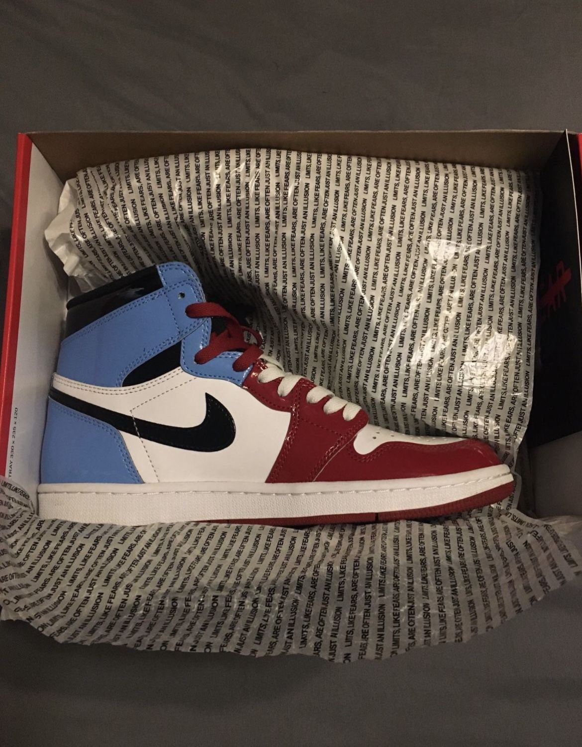 Jordan 1 Fearless 9.5 (M)