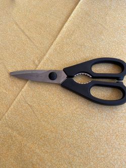 Wusthof Kitchen Shears- come apart to wash