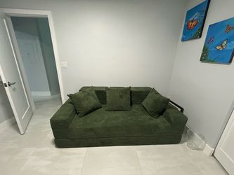 Beautiful pullout corduroy sofa