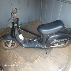 Razor Mini Moped For Kids