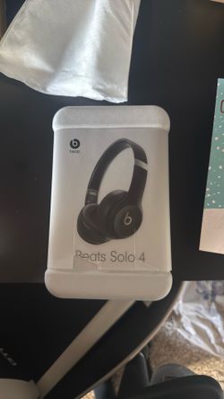 Beats Solo 4