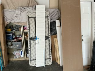 24” interior bi-fold door with hardware