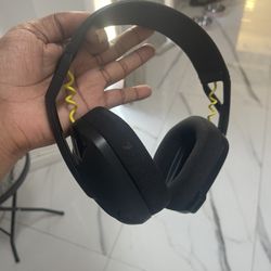 Logitech Wireless Gaming Headset