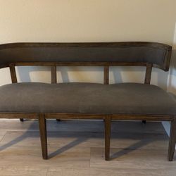 Beautiful Upholstered Bench 