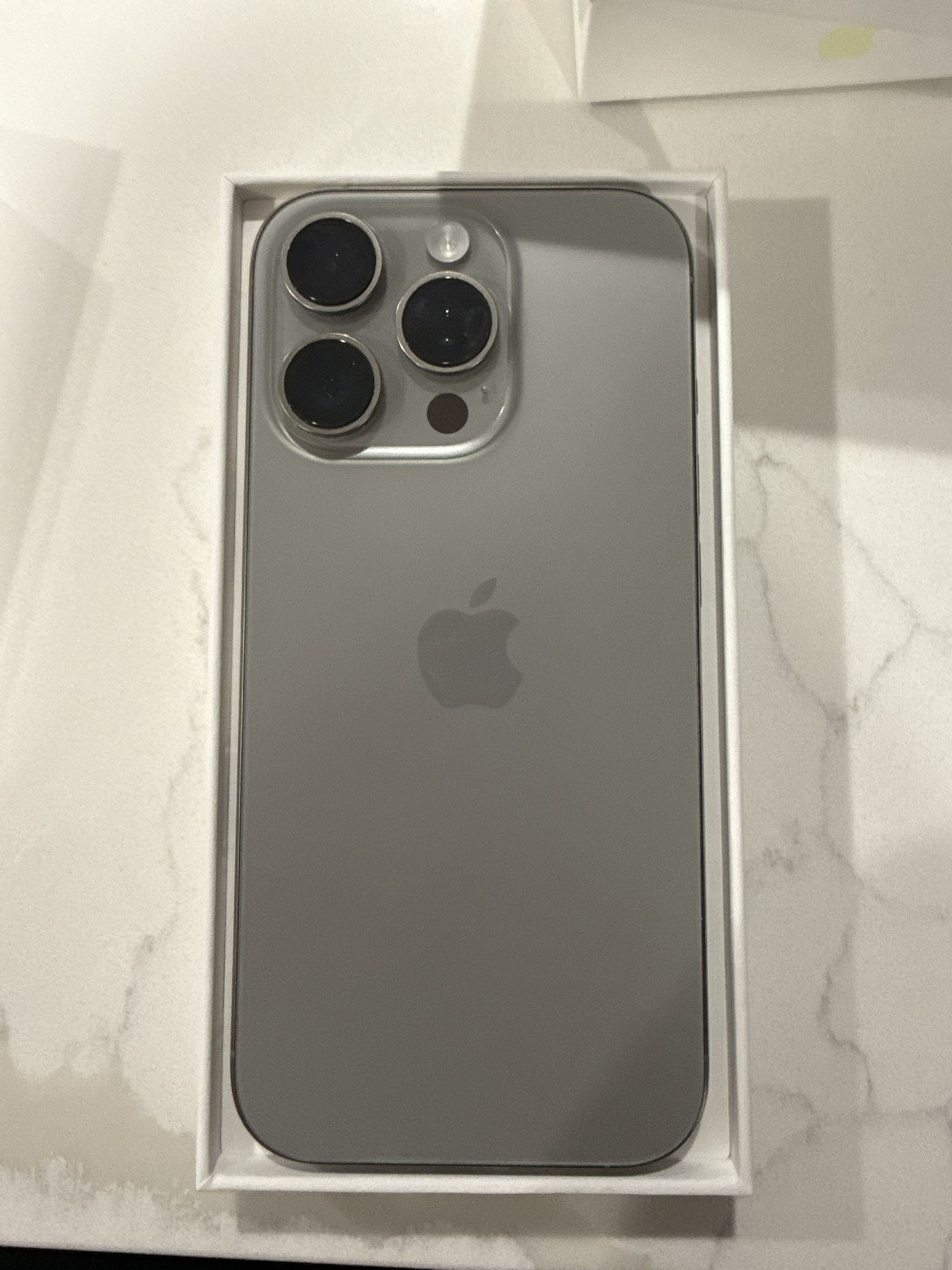 iPhone 16 Pro