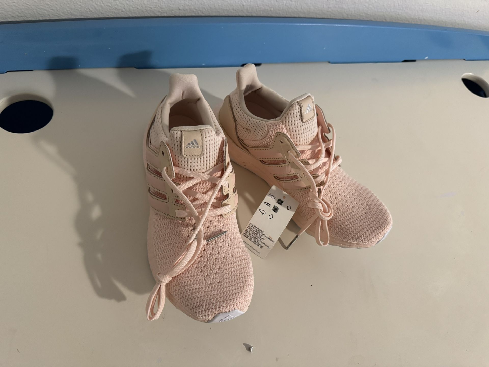 Adidas Ultraboost Woman Running Shoes 7.5