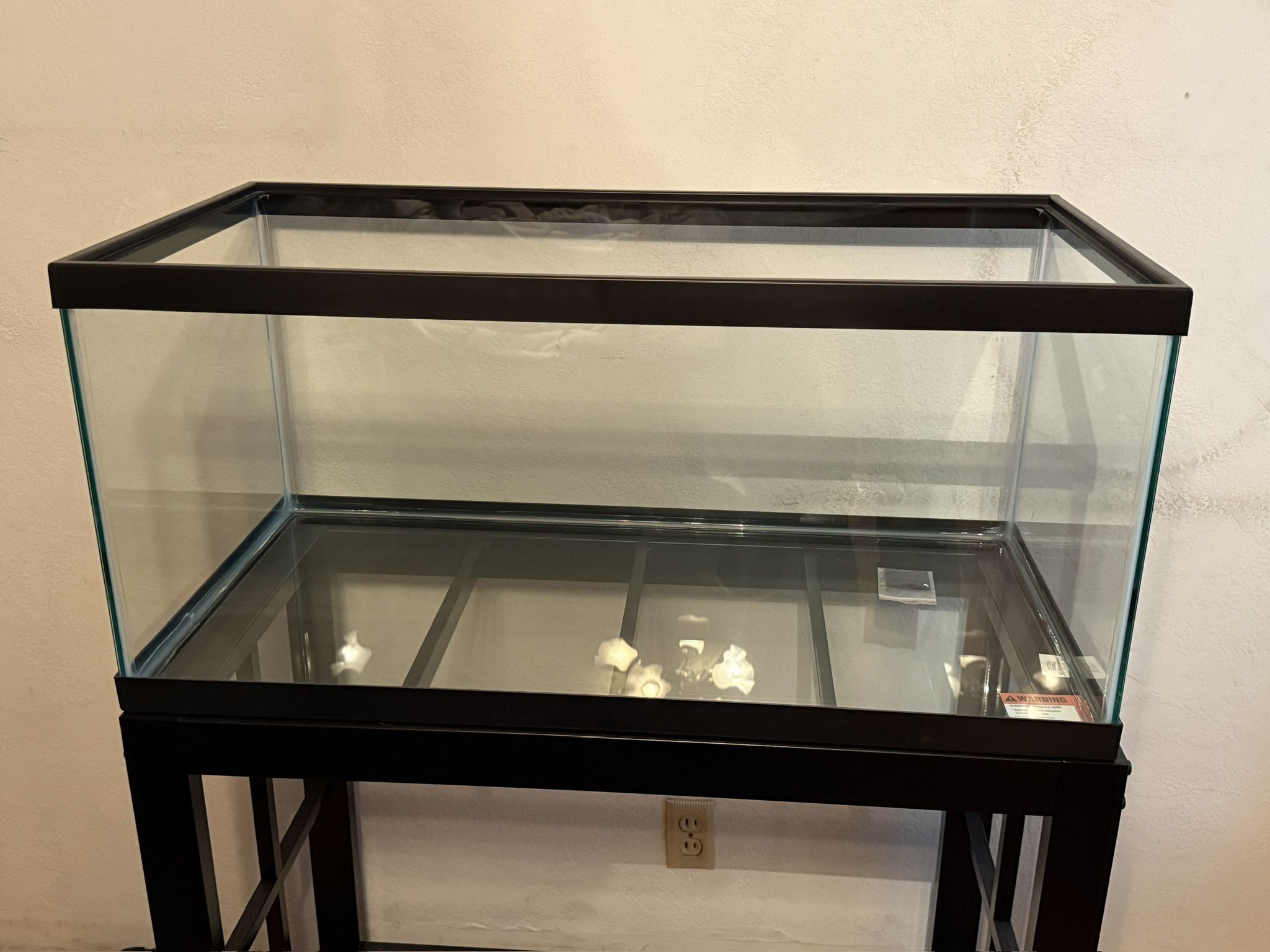 40 Gallon Breeder Aquarium W/stand