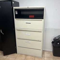 Office Furniture Giveaway 