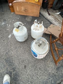 (3) - 15lb propane tanks