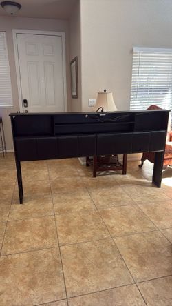 King Headboard in excellent condition