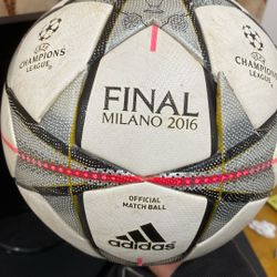 Champions League Final 2016 Milano Ball