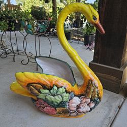 Authentic Mayolica Talavera Bright Yellow Swan Clay Pots, Planters. Plants. Pottery $85 Cada Una
