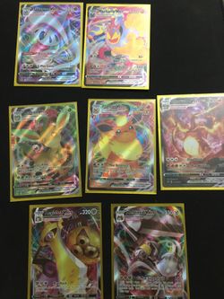V Max Pokémon Cards