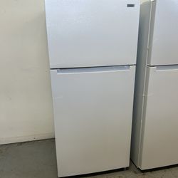New Vissani 18 cu. ft. Top Freezer Refrigerator DOE in White