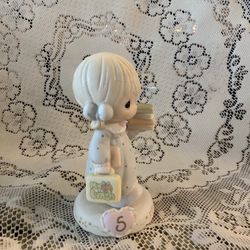 Precious Moments Birthday Collection . Age 5.