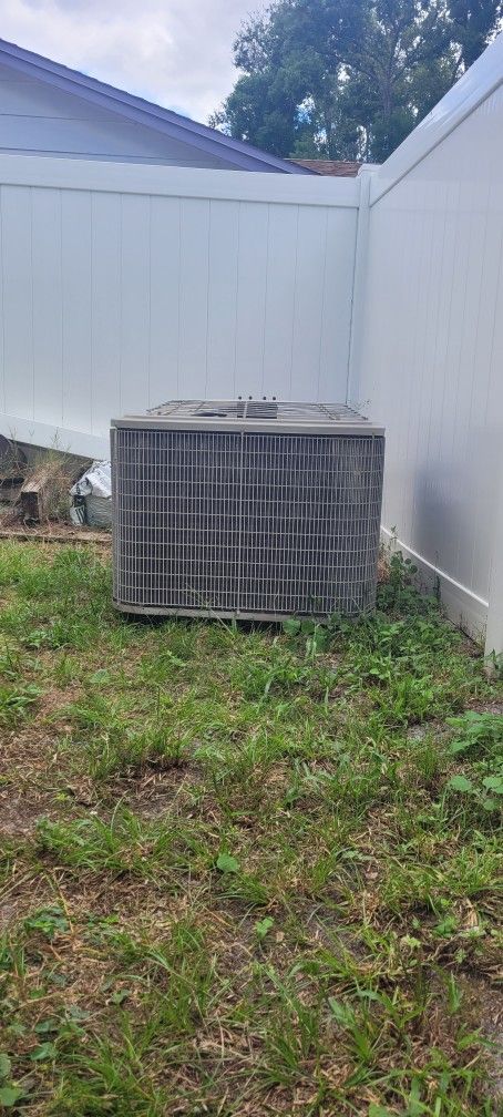 CONDENSER CARRIER 4 TON HEAT  PUM