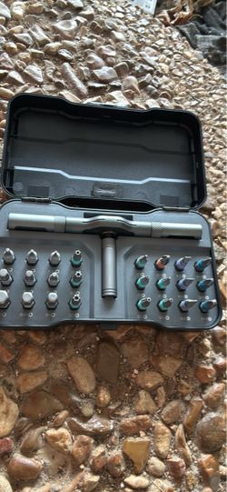 Ratchet set