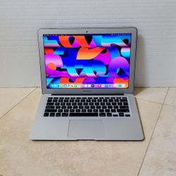 Apple MacBook Air 13-inch 2017, Monterey +  Casing + Keyboard Cover - Great Condition 