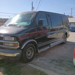 1999 Chevrolet Express