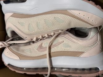Nike Women’s Air Max AP Pink Oxford Sneakers – Size 8