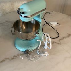 KitchenAid Professional 5 Plus Stand Mixer 4.7L – Barely Used, Mint