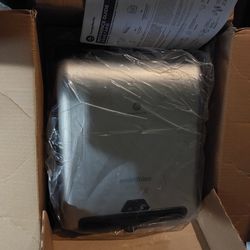 Paper Towel Dispenser
