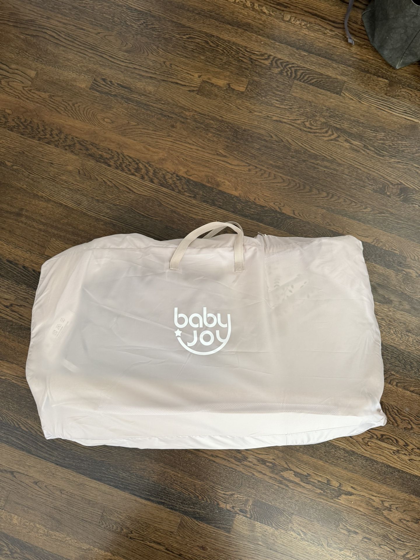 Babyjoy bassinet