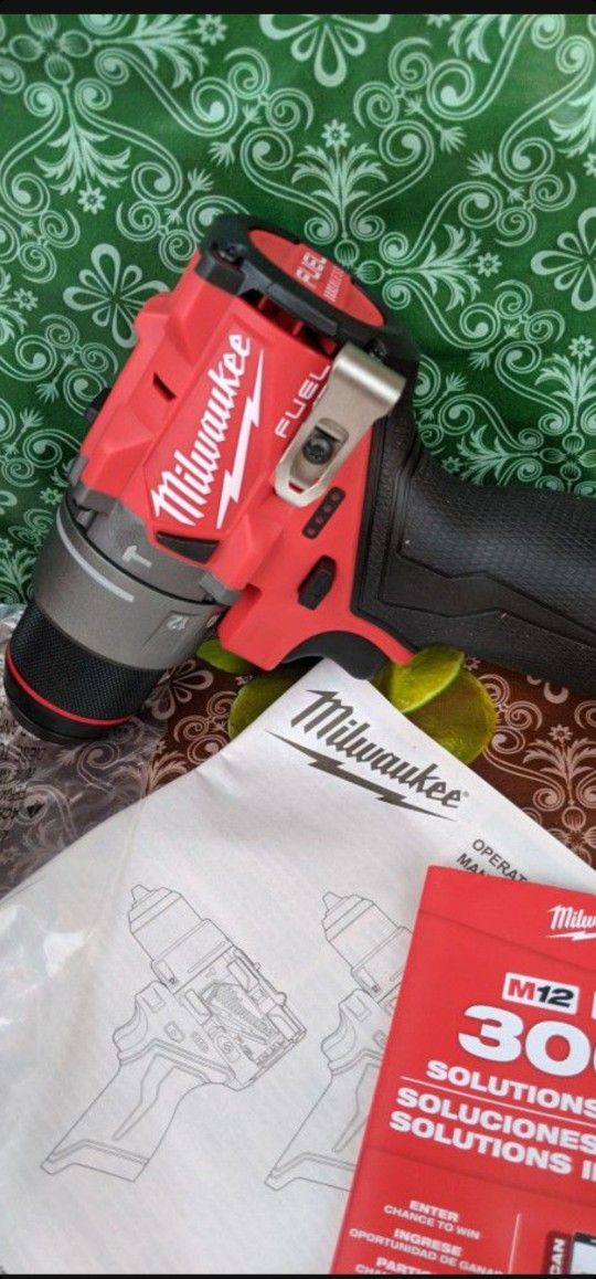                             MILWAUKEE 
M12 FUEL 12-VOLT LITHIUM ION BRUSHLESS CORDLESS  GEN-4  1/2 IN.  HAMMER DRILL  (TOOL-ONLY)
