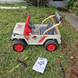 Power Wheels 12 Volt " Jurassic Park" Limited edition  Jeep