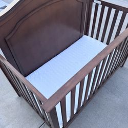Crib with Mattress @ 6014 n. 41st Ave 85019.