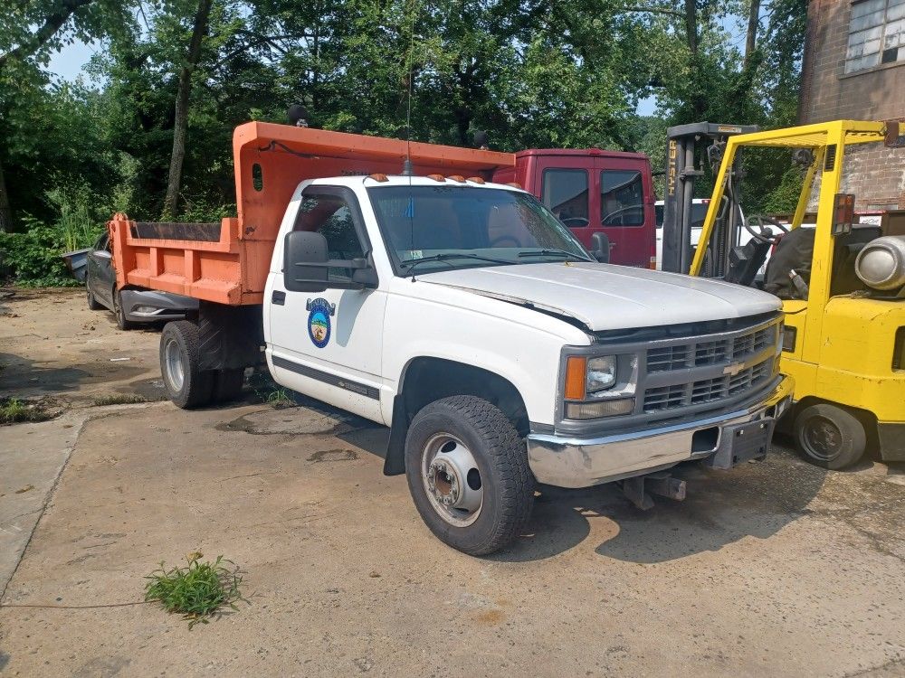 Parts Truck