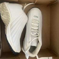 New White Sneaker