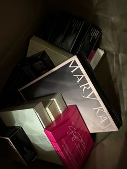 Marykay empty compacts