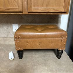 Ottoman Stool, Mid-Century Modern PU Leather Vanity Accent Stool Chair, Makeup Stools Footrest