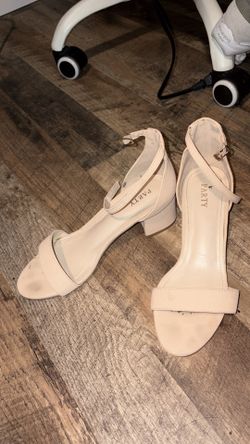 Tan Heels