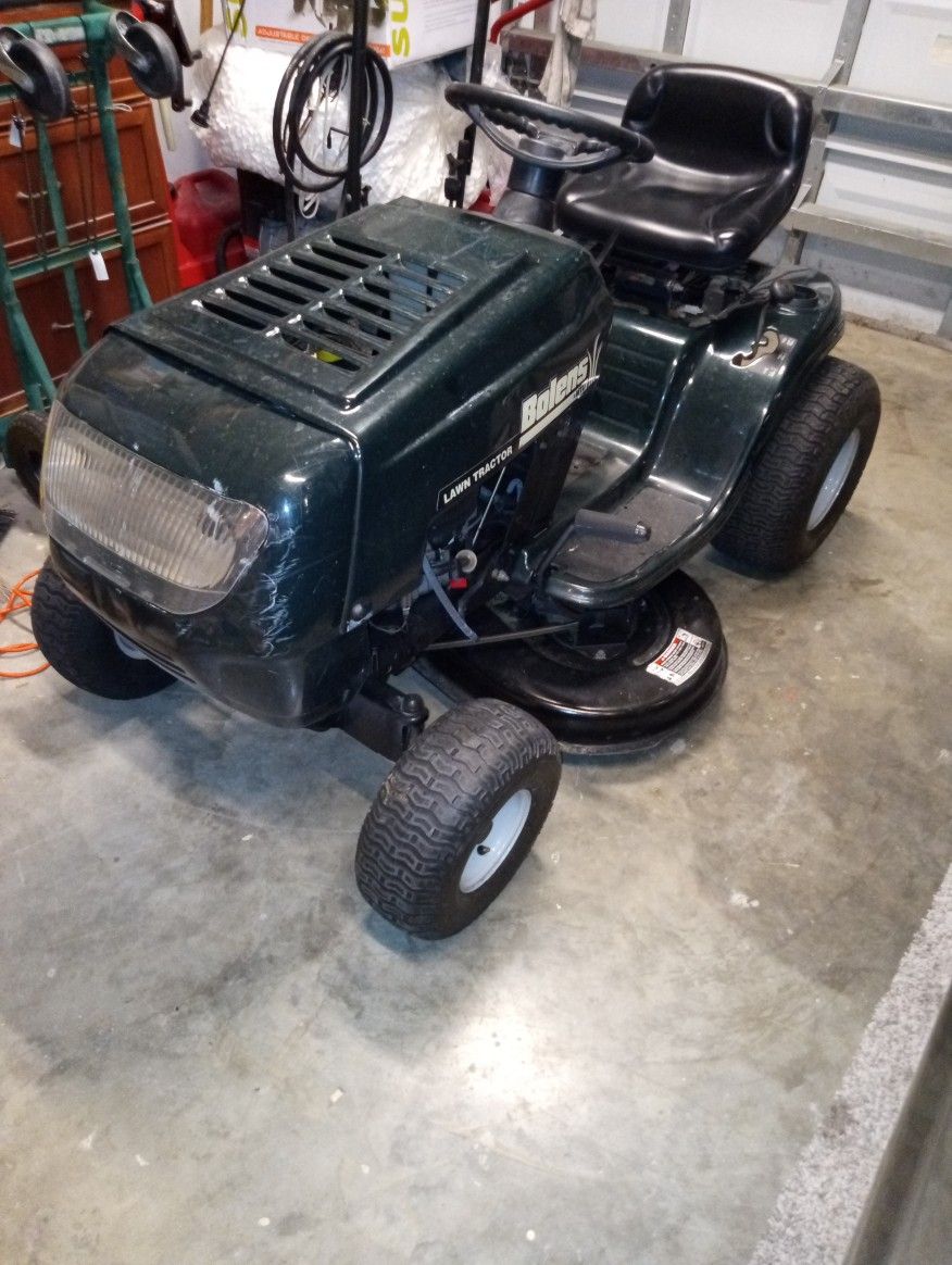 Bolens Lawn Tractor 