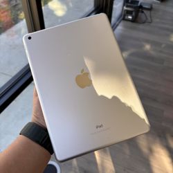 iPad 5th Gen 32GB 