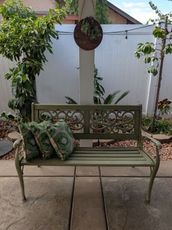 Green Metal Outdoor Garden Bench