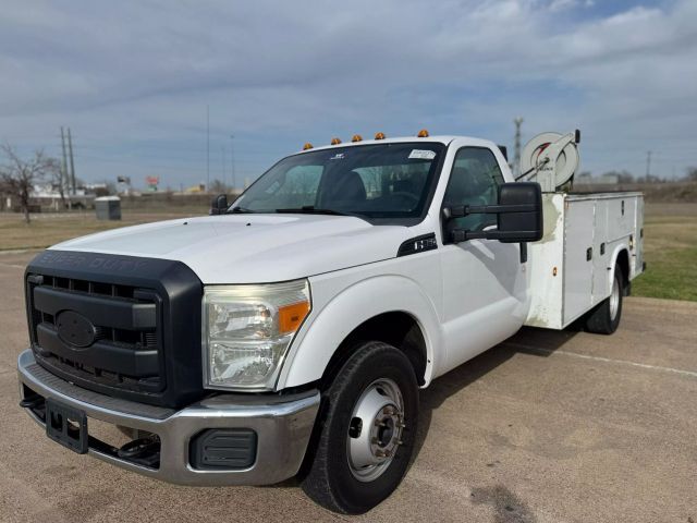 2015 Ford F450 Super Duty Crew Cab & Chassis