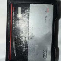 Genuine Audi Q5 Wheel Lock Set