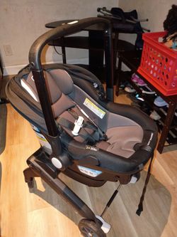 Evenflow baby stroller  shyft dualride