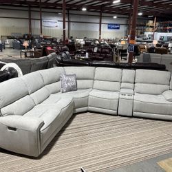 Power Reclining Sectional
