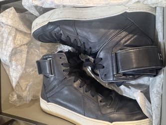 Gucci High top Sneakers 