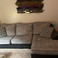 Sectional couch 